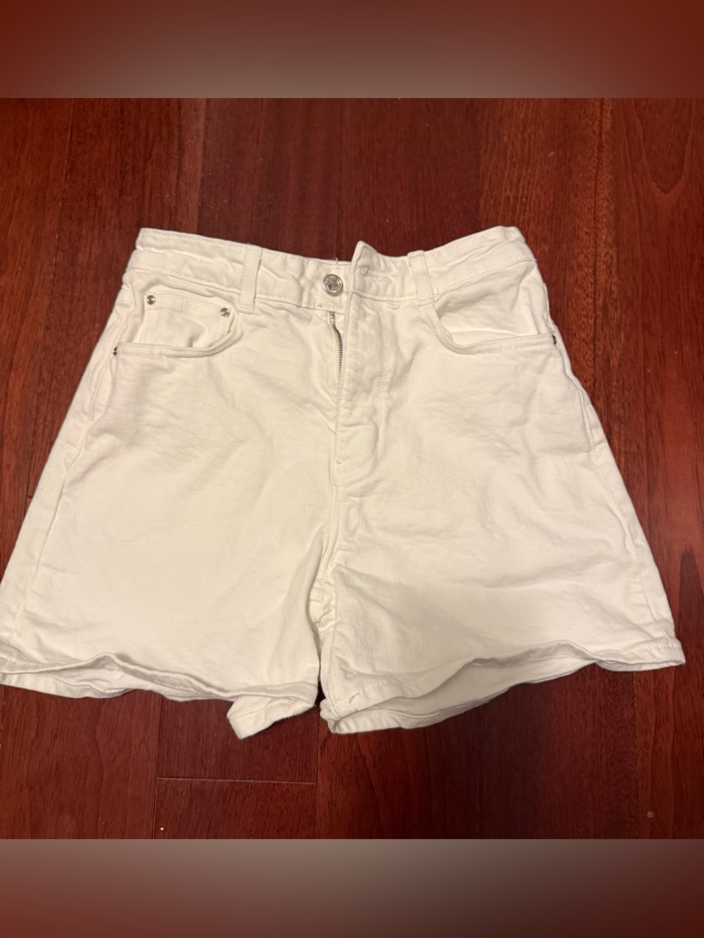 Zara White Denim High-Waist Jean Shorts